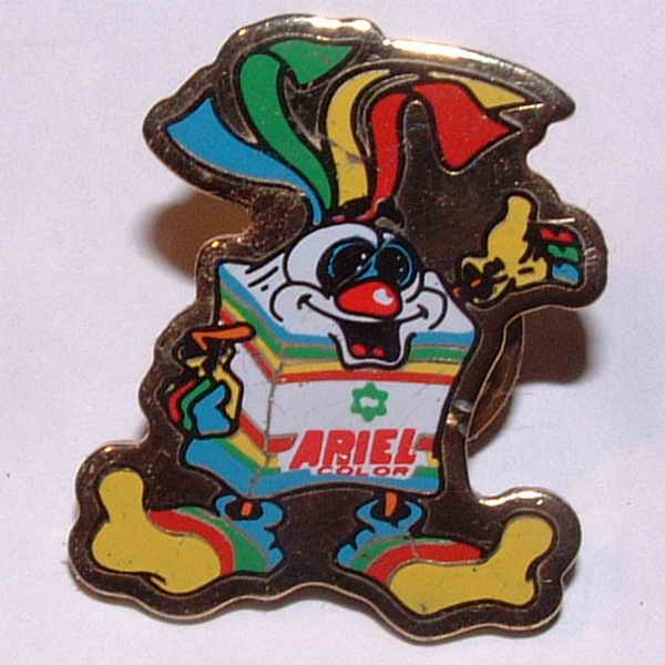 Pins 021 - Arielito Ariel Color