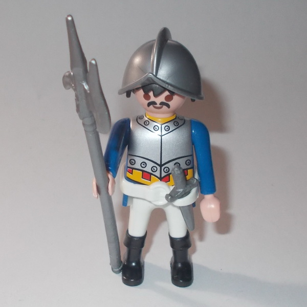 28 · 16th-Century Spanish Soldier / The Age of Discovery - figure