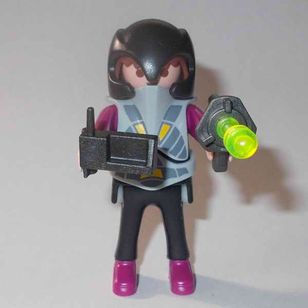 50 · Space Soldier / Beyond Earth - figure